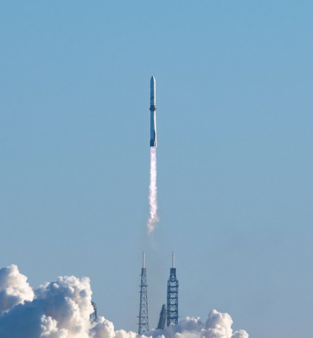 www.spaceflight-tracker.com